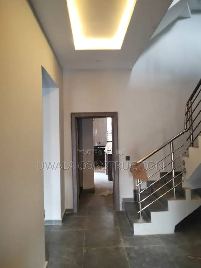 4bdrm Townhouse/Terrace in Dawaki for sale