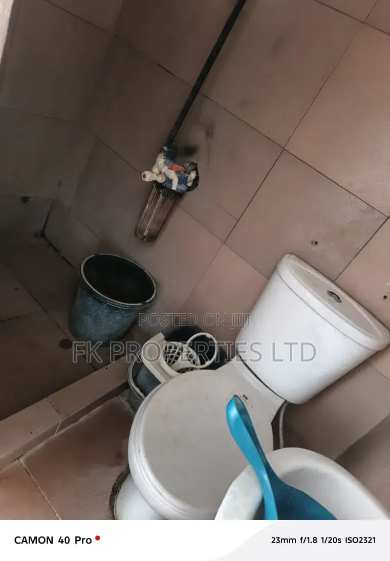 1bdrm Bedsitter in Igboefon for rent
