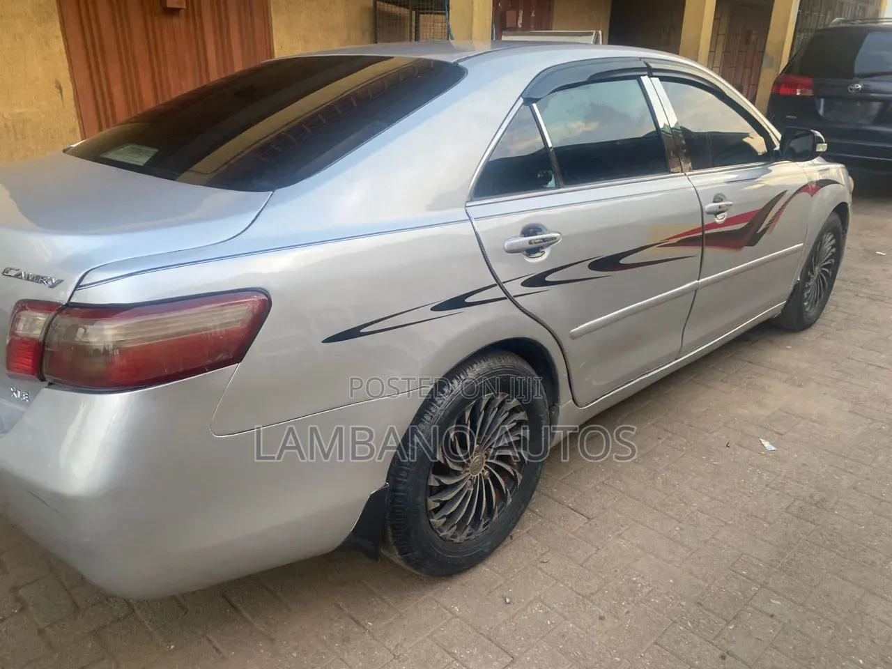 Toyota Camry 2008 Silver