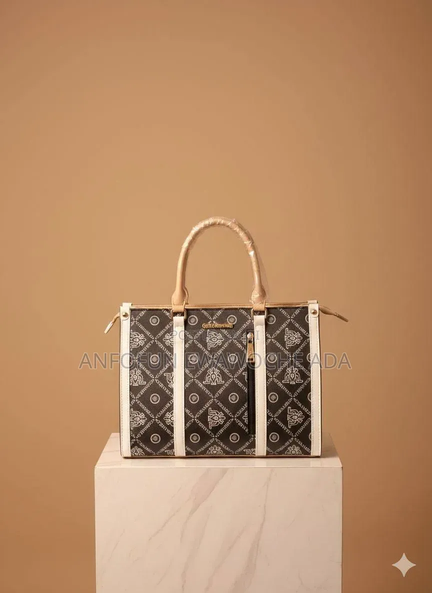 Premium Caramelo Leather Fashion Bag