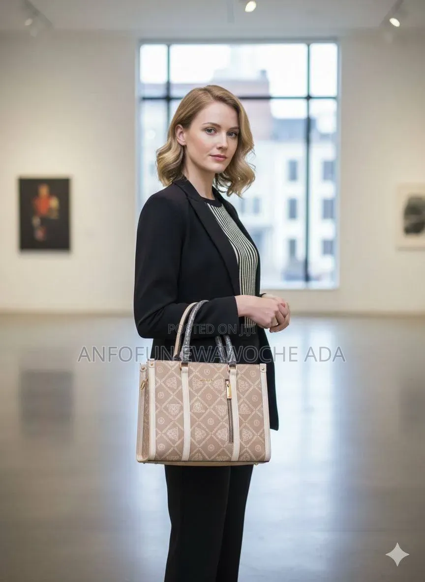 Premium Caramelo Leather Fashion Bag