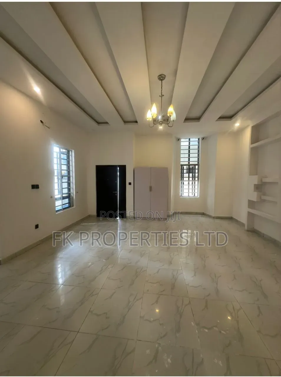 Studio Apartment in Osapa london for rent