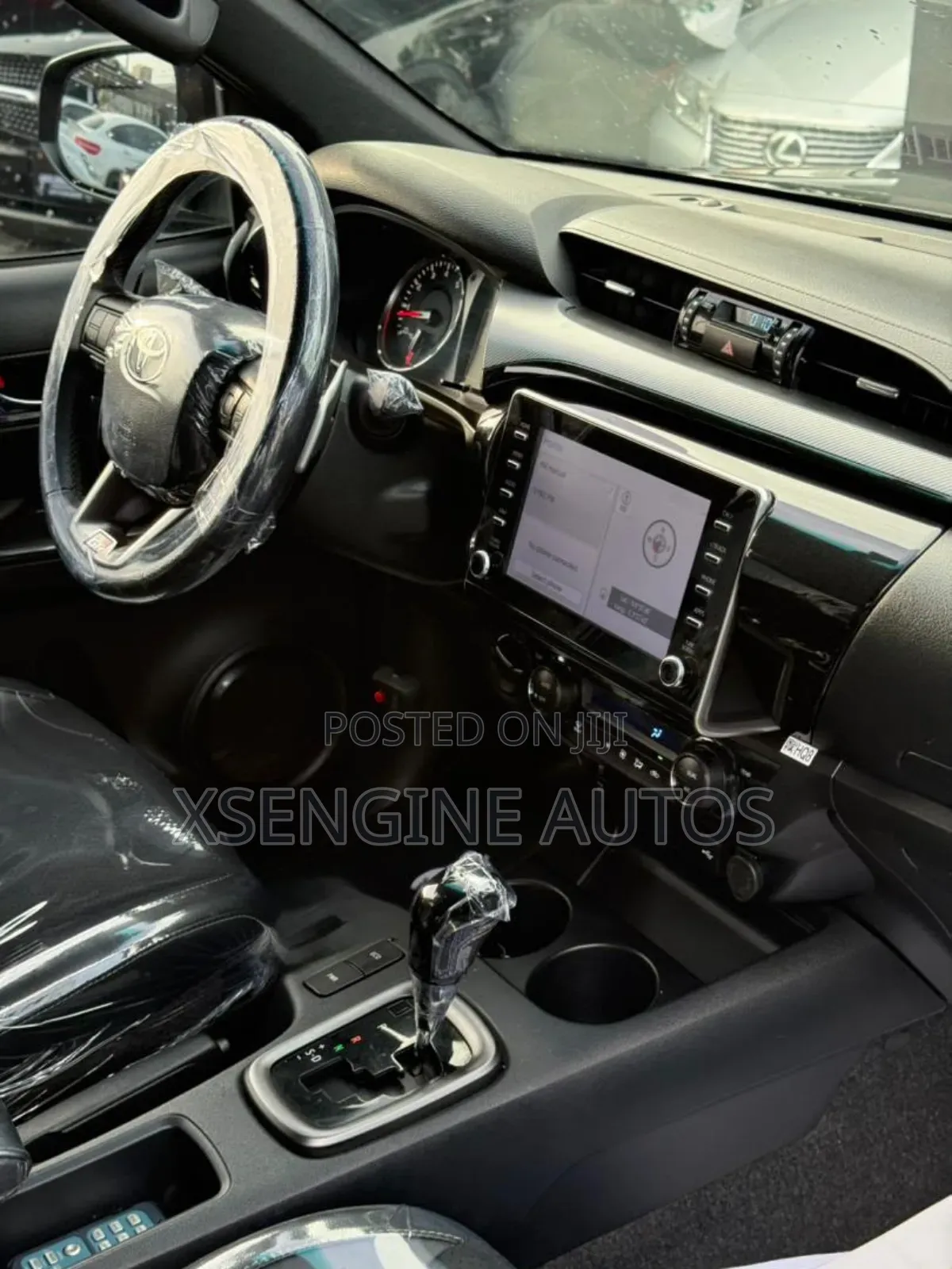Toyota Hilux 2024 Black