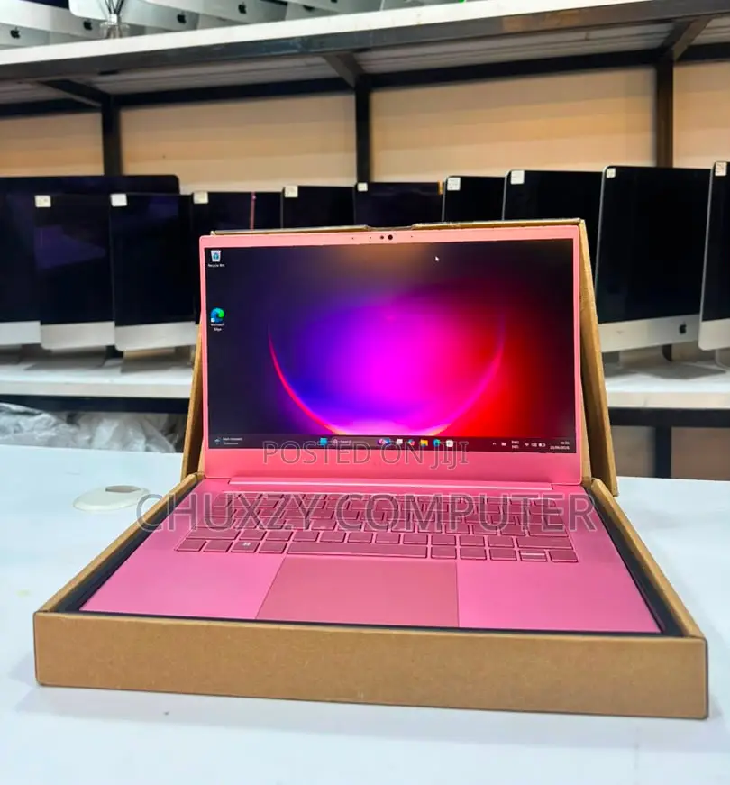 New Laptop Razer Blade 16GB AMD Ryzen 9 SSD 1T
