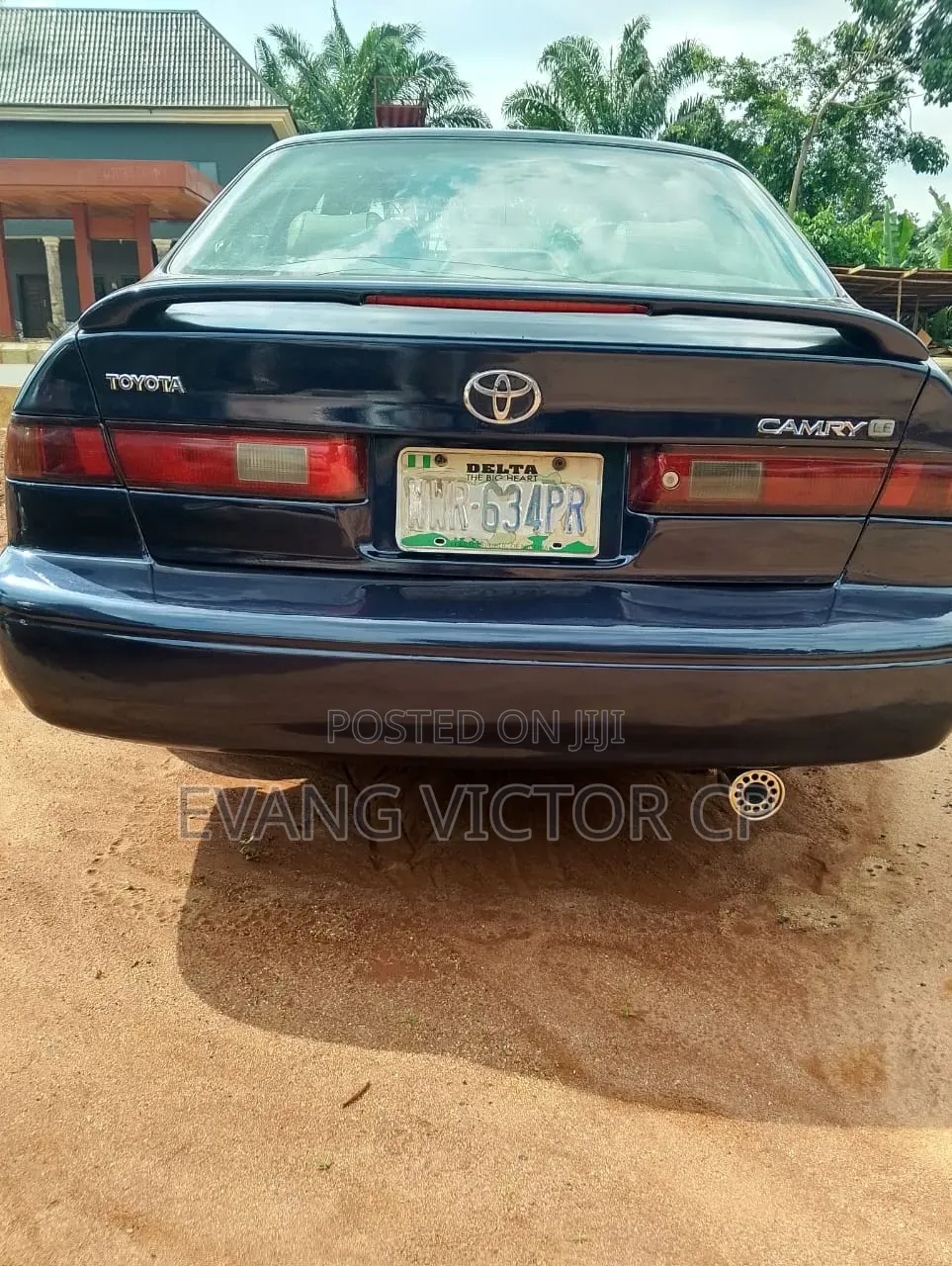 Toyota Camry LE 4dr Sedan (2.2L 4cyl 4A) 2000 Blue