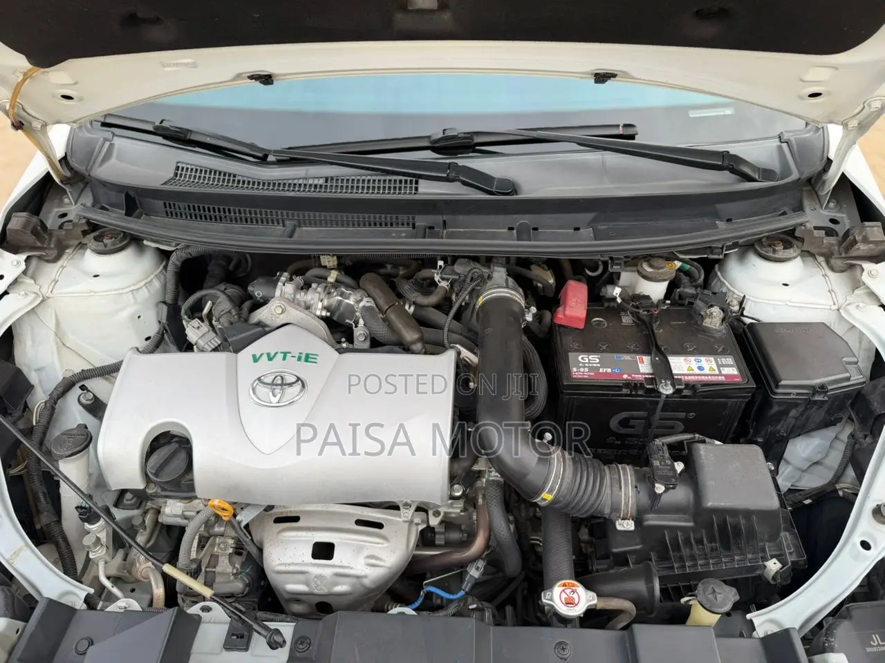 Toyota Yaris 1.5 Sedan L 2020 White