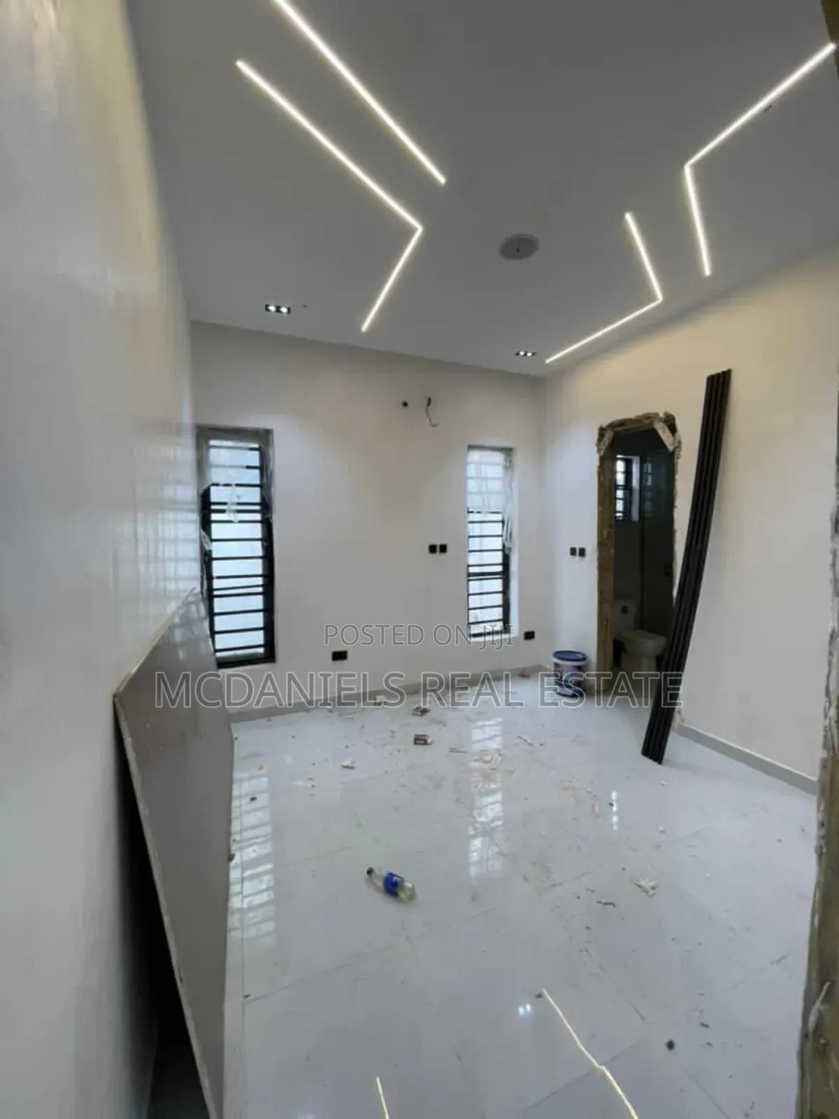 3bdrm Townhouse/Terrace in Chevron for sale