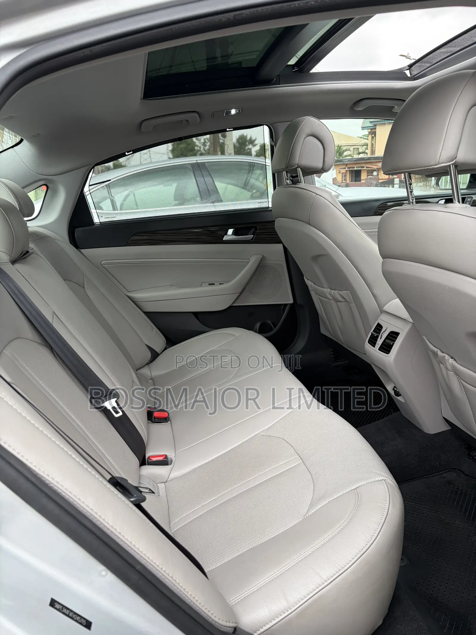 Hyundai Sonata Limited 4dr Sedan (2.4L 4cyl 6A) 2015 Silver
