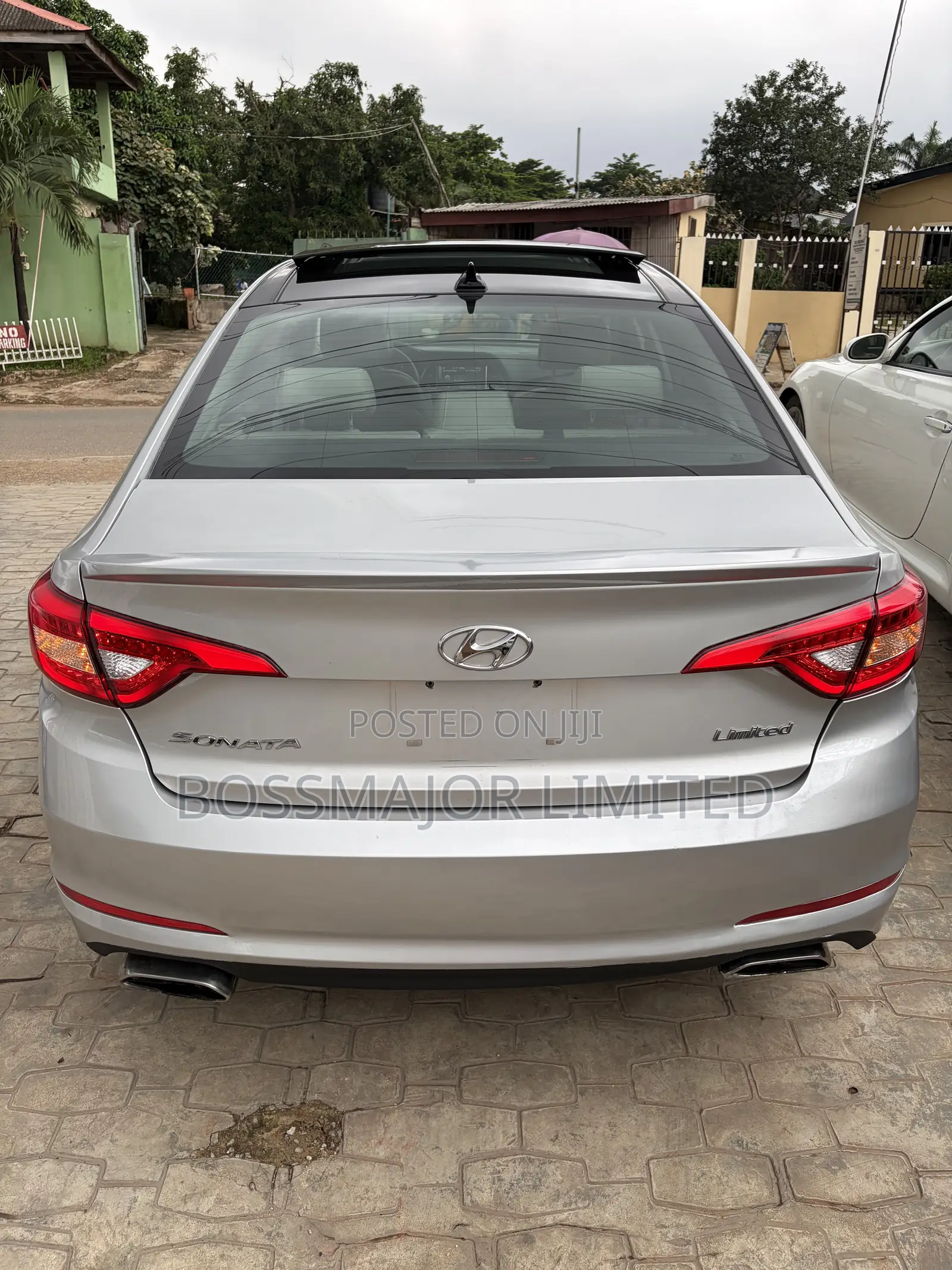 Hyundai Sonata Limited 4dr Sedan (2.4L 4cyl 6A) 2015 Silver