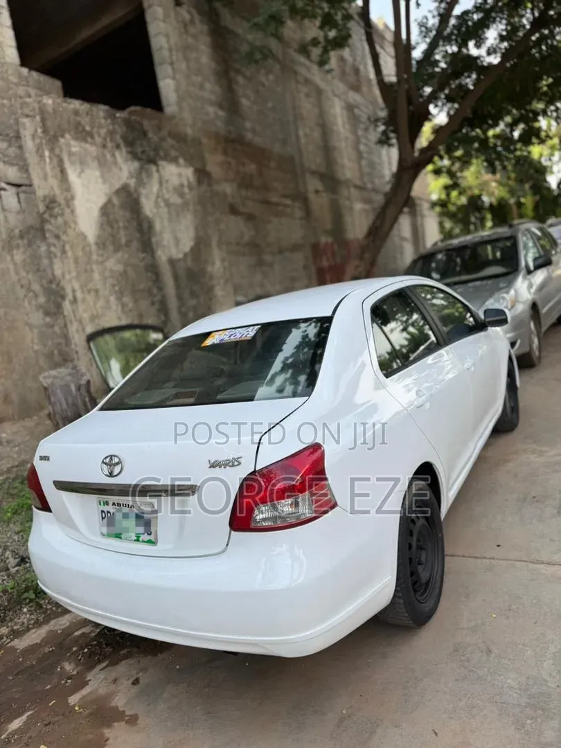 Toyota Yaris 2007 White