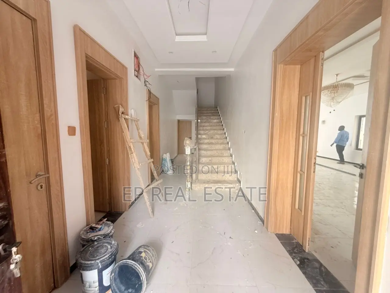5bdrm Duplex in Galadimawa for sale