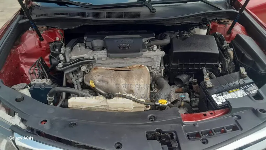 Toyota Camry LE 4dr Sedan (2.5L 4cyl 6A) 2013 Red