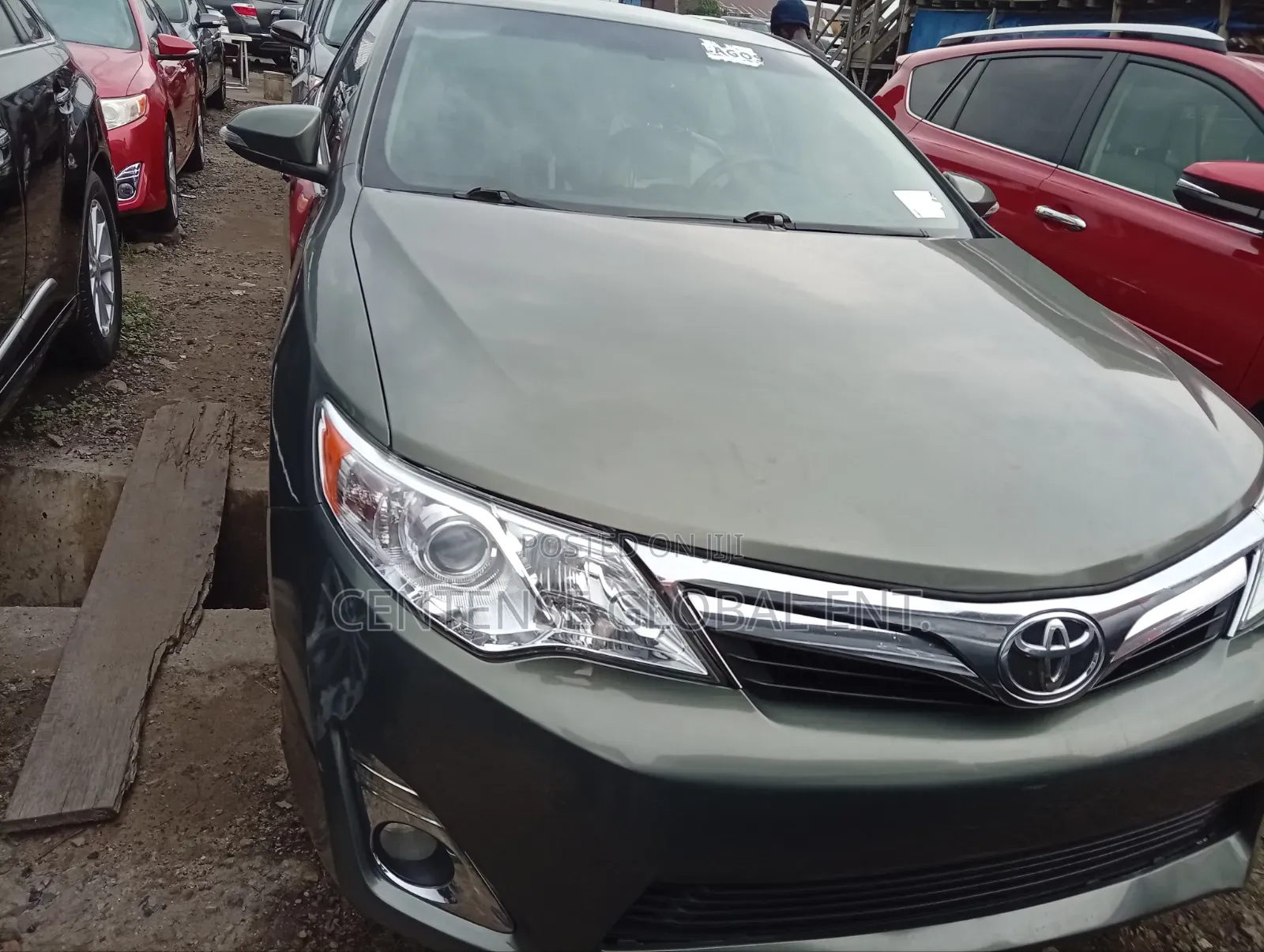 Toyota Camry XLE 4dr Sedan (3.5L 6cyl 6A) 2014