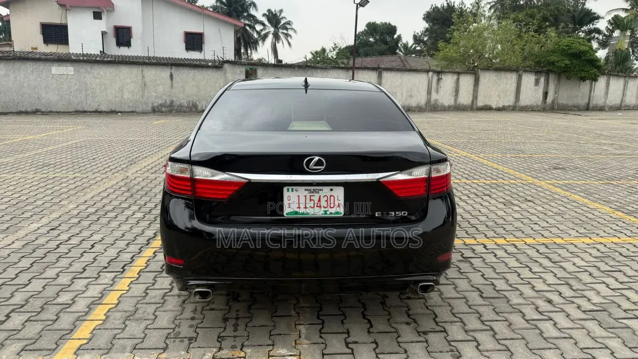 Lexus ES 2015 Black