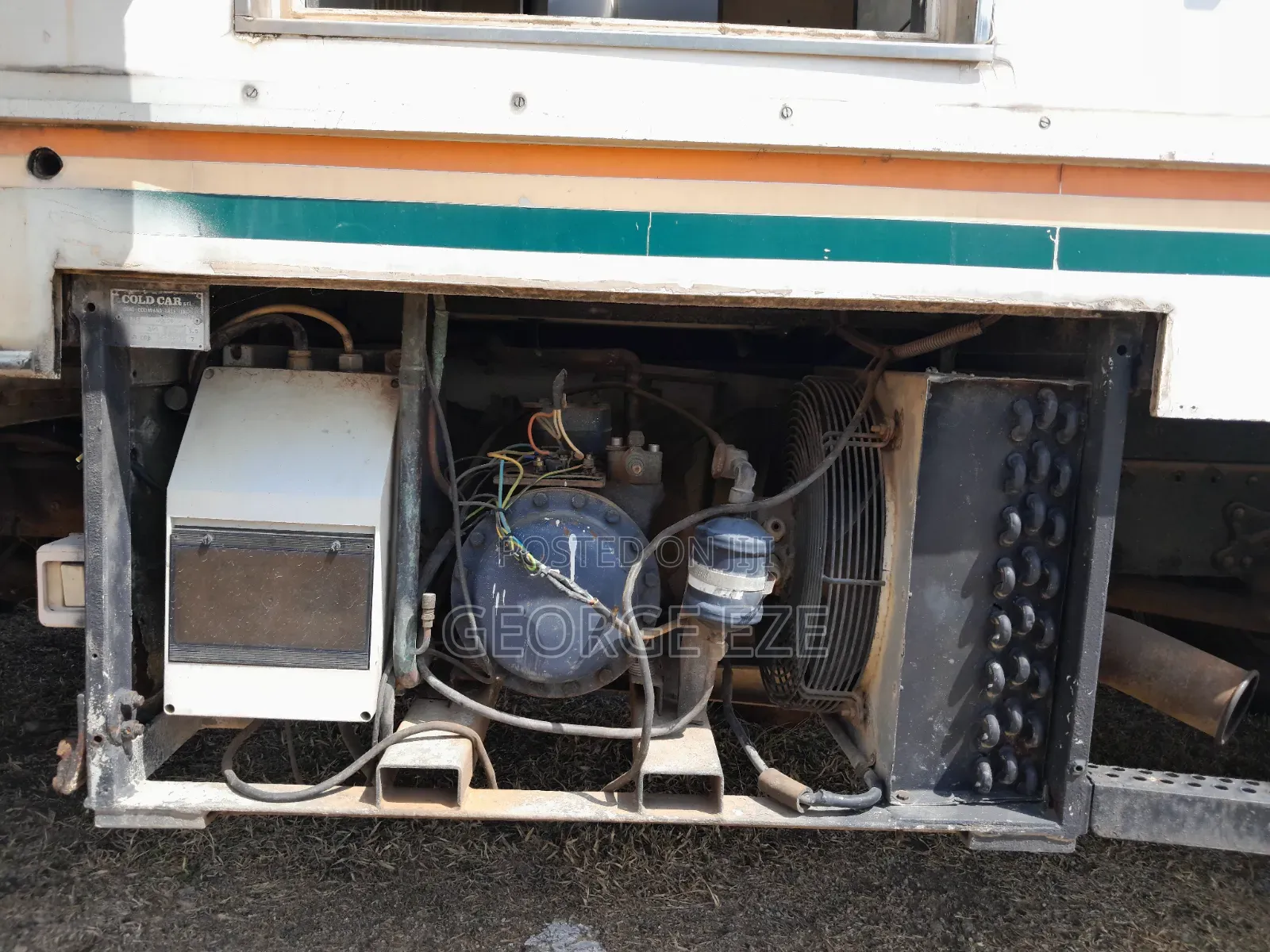 Mercedes Benz Cooling Van