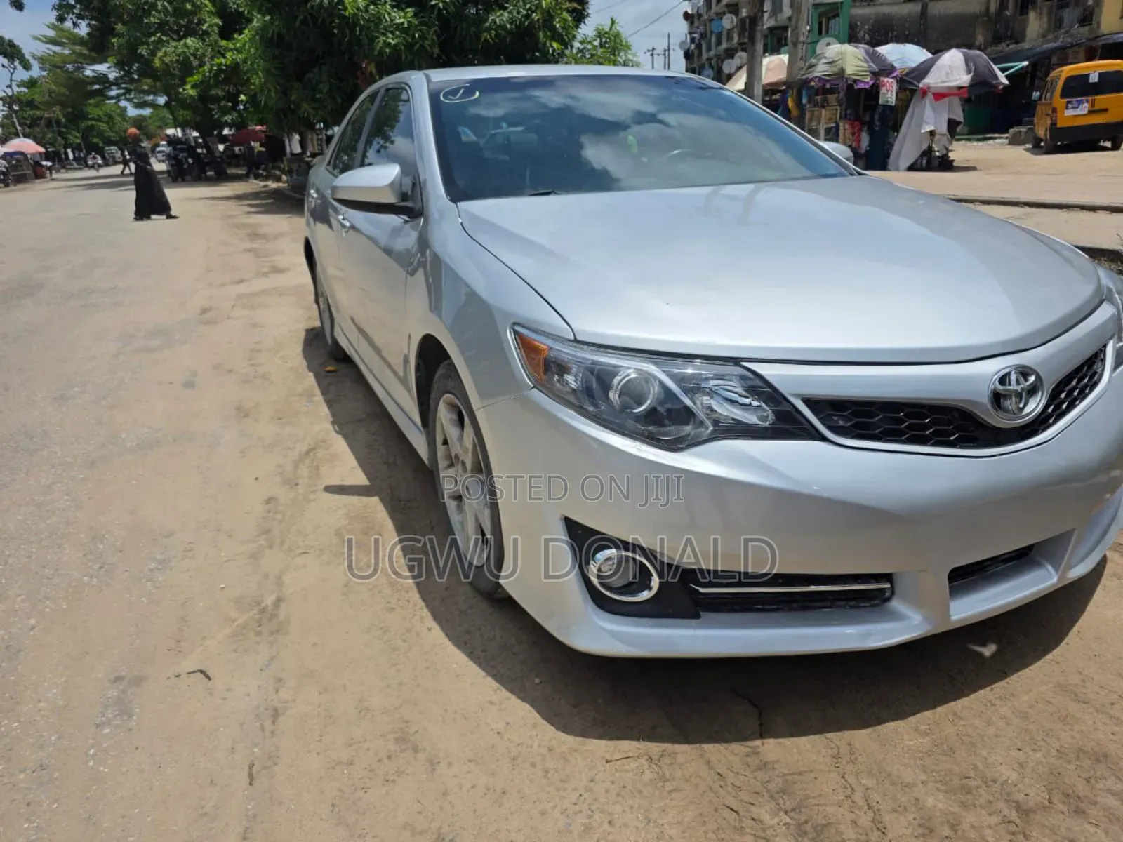 Toyota Camry SE 4dr Sedan (3.5L 6cyl 6A) 2014 Silver