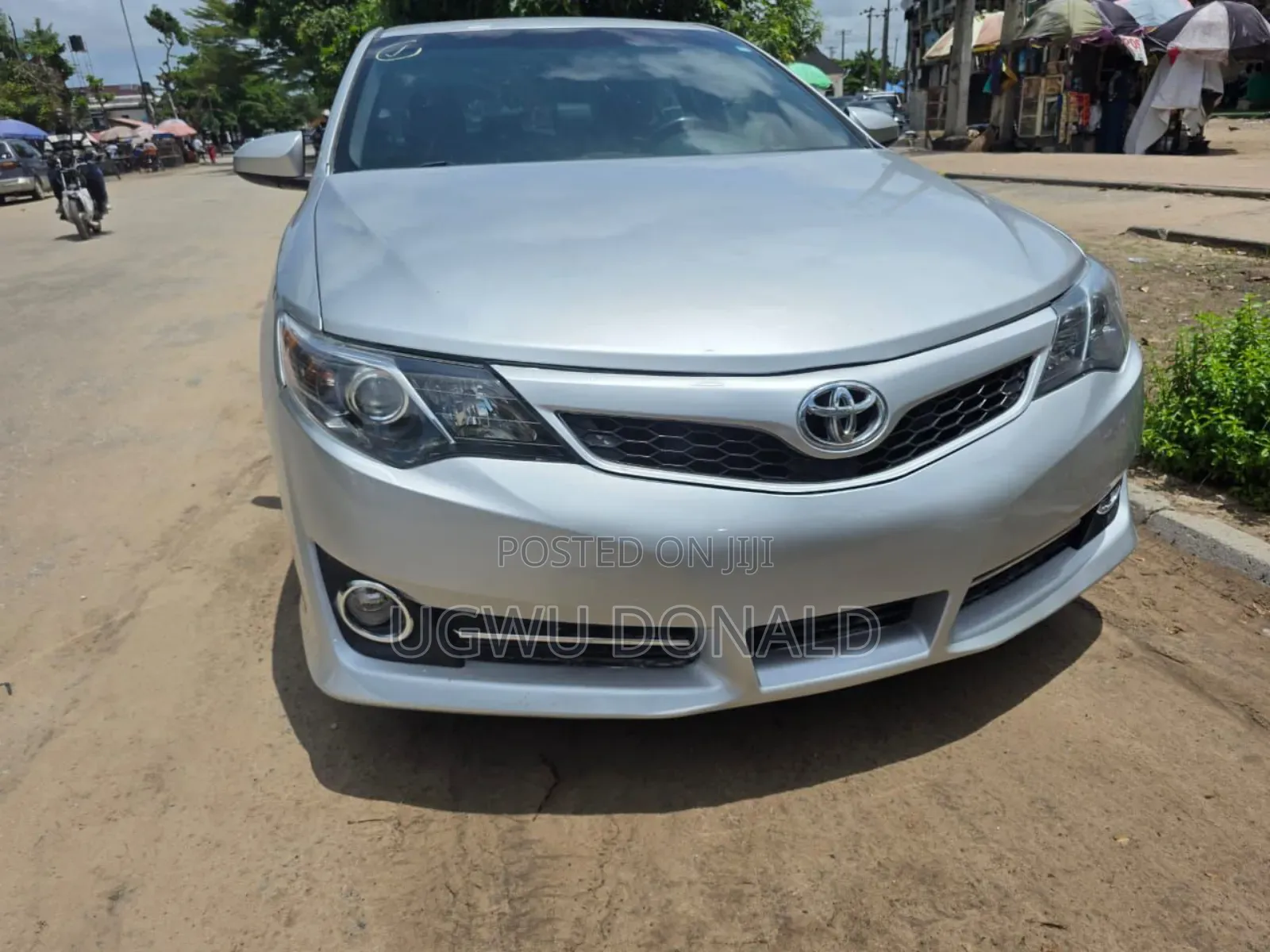 Toyota Camry SE 4dr Sedan (3.5L 6cyl 6A) 2014 Silver