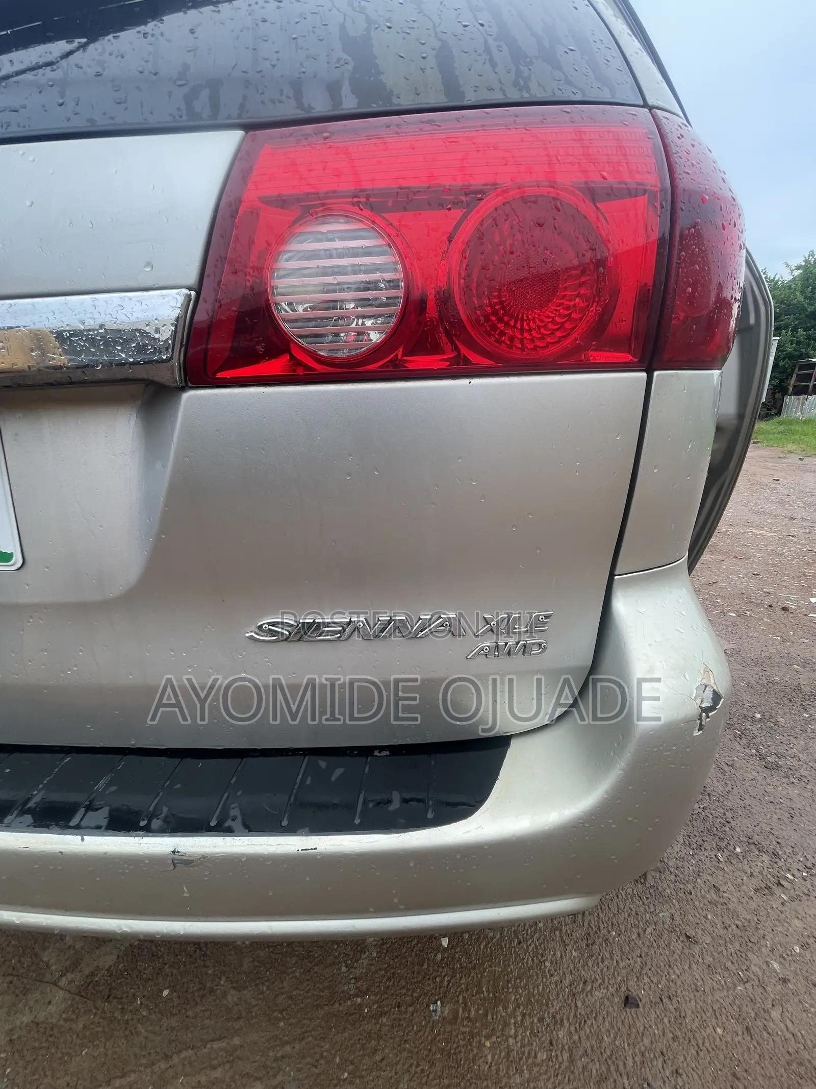 Toyota Sienna XLE Limited AWD 2006 Gold