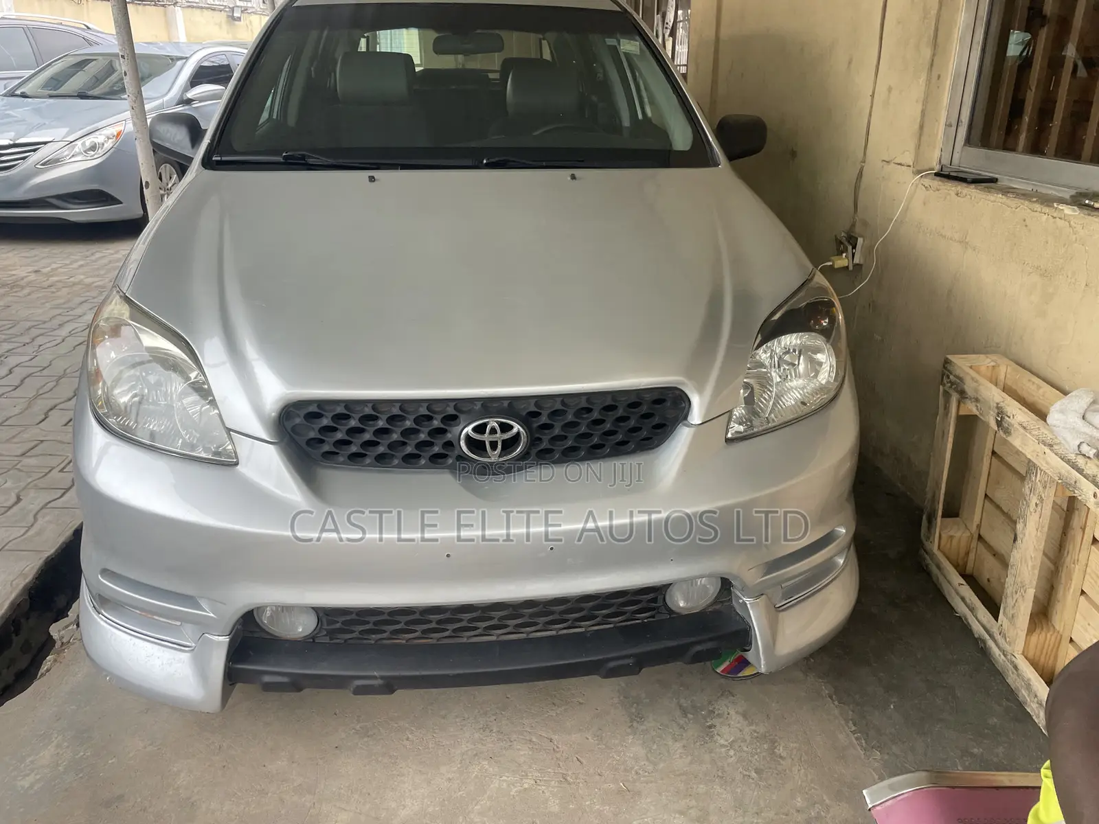 Toyota Matrix XR Hatchback AWD (1.8L 4cyl 4A) 2005 Silver