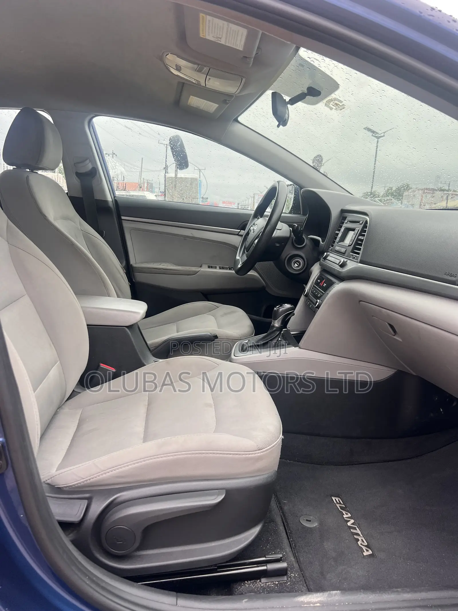Hyundai Elantra SE Sedan FWD (2.0L 4cyl 6M) 2017 Blue