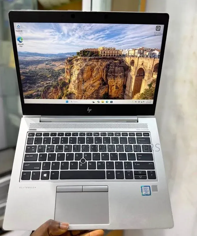 Laptop HP EliteBook 830 G6 8GB Intel Core i5 SSD 256GB