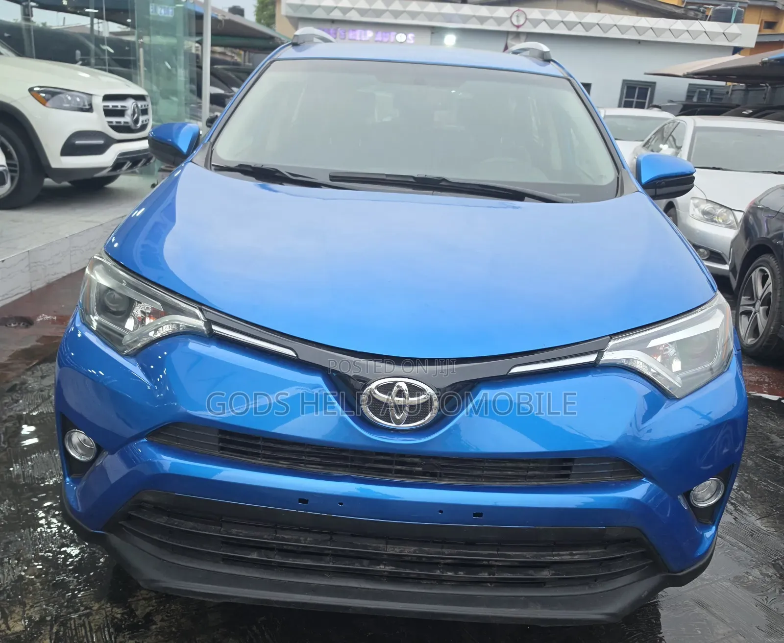 Toyota RAV4 2017 Blue