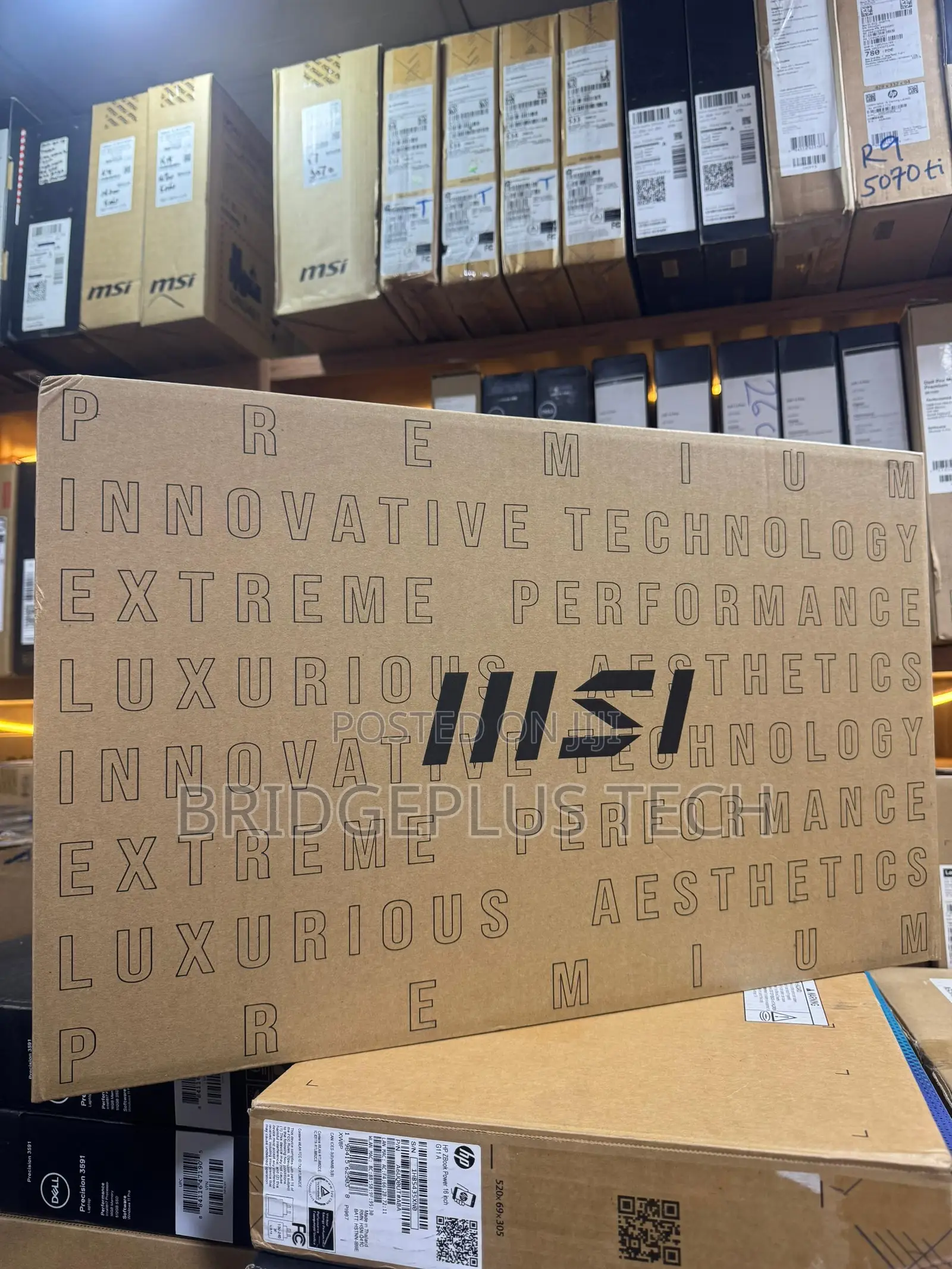 New Laptop MSI Vector 16 HX AI A2XWIG 16GB AMD Ryzen 9 SSD 1T