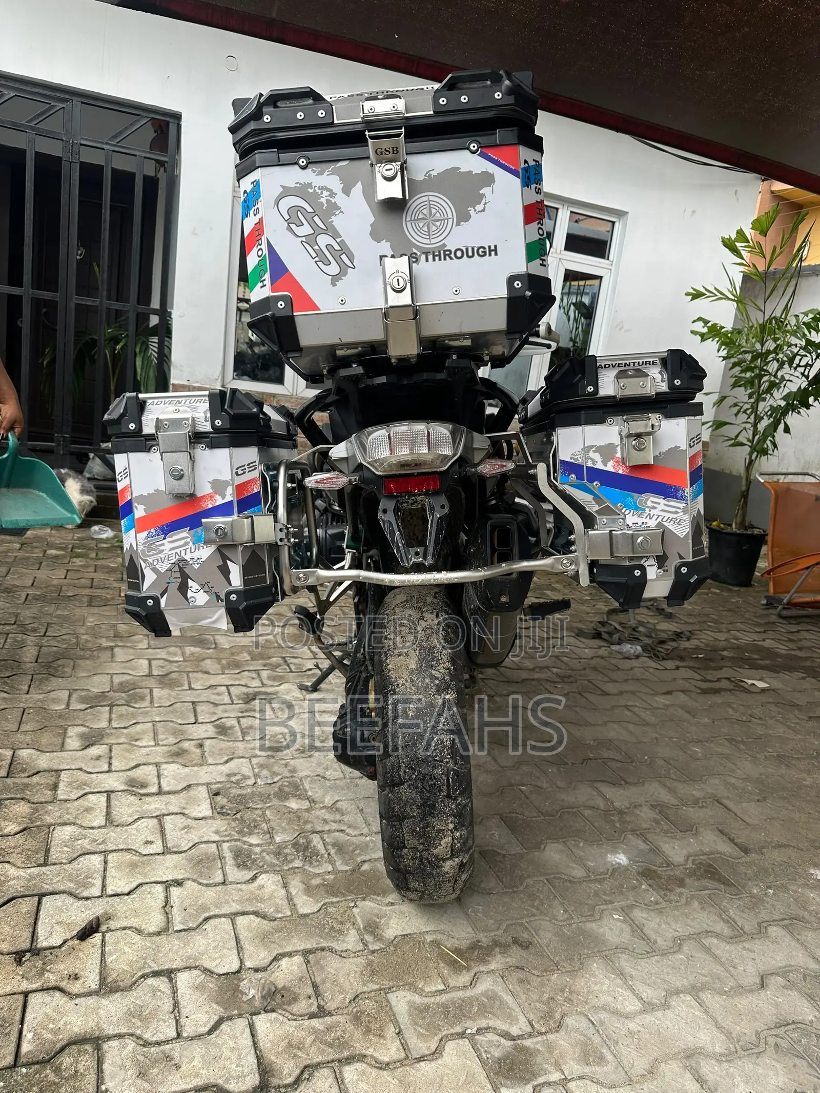 BMW R1200 GS Adventure 2023 White