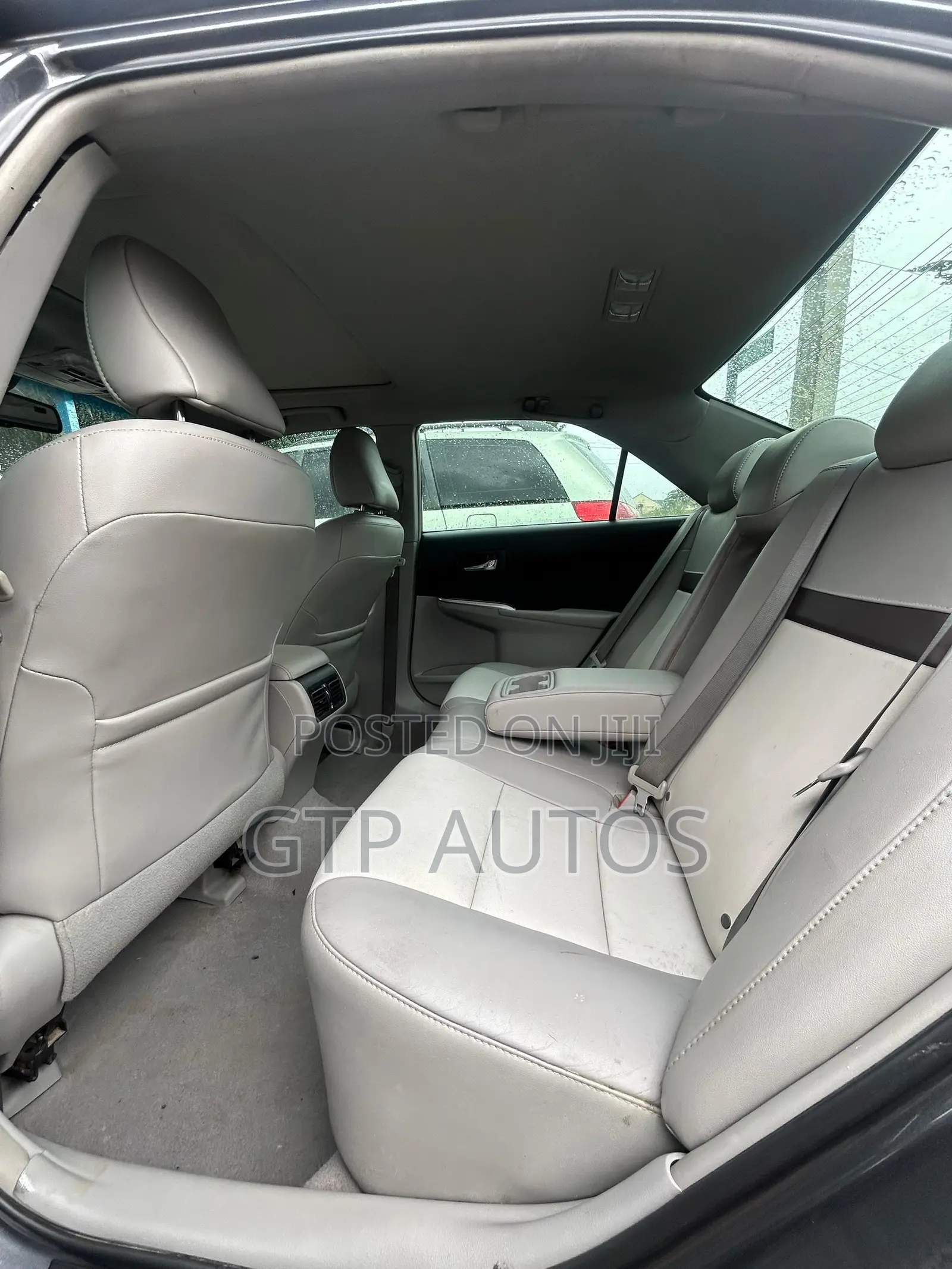 Toyota Camry XLE 4dr Sedan (3.5L 6cyl 6A) 2014 Gray
