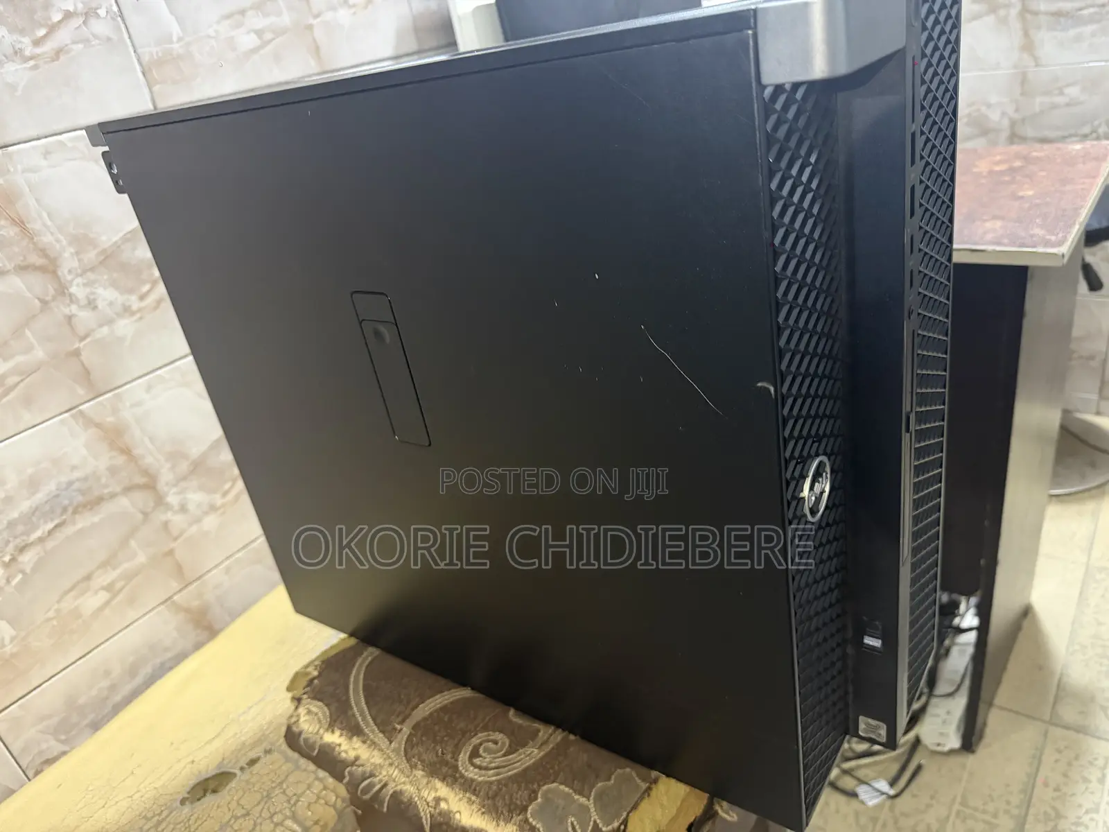 Desktop Computer Dell Precision 5820 64GB Intel Core i9 SSD 512GB