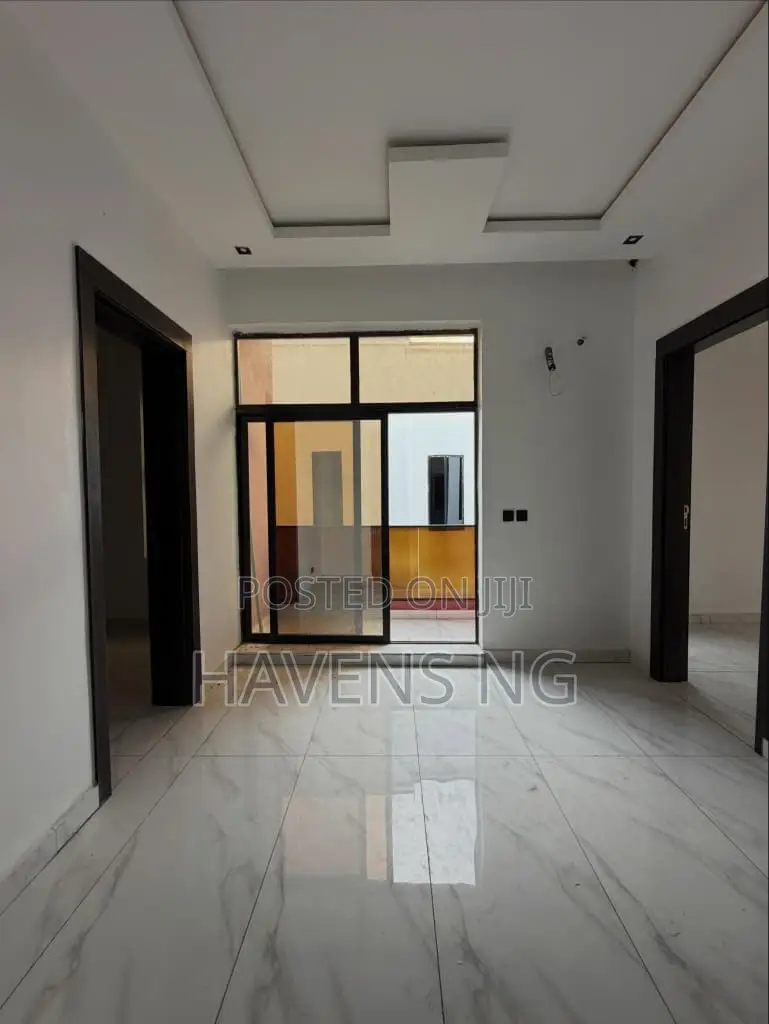 4bdrm Duplex in Sangotedo for sale