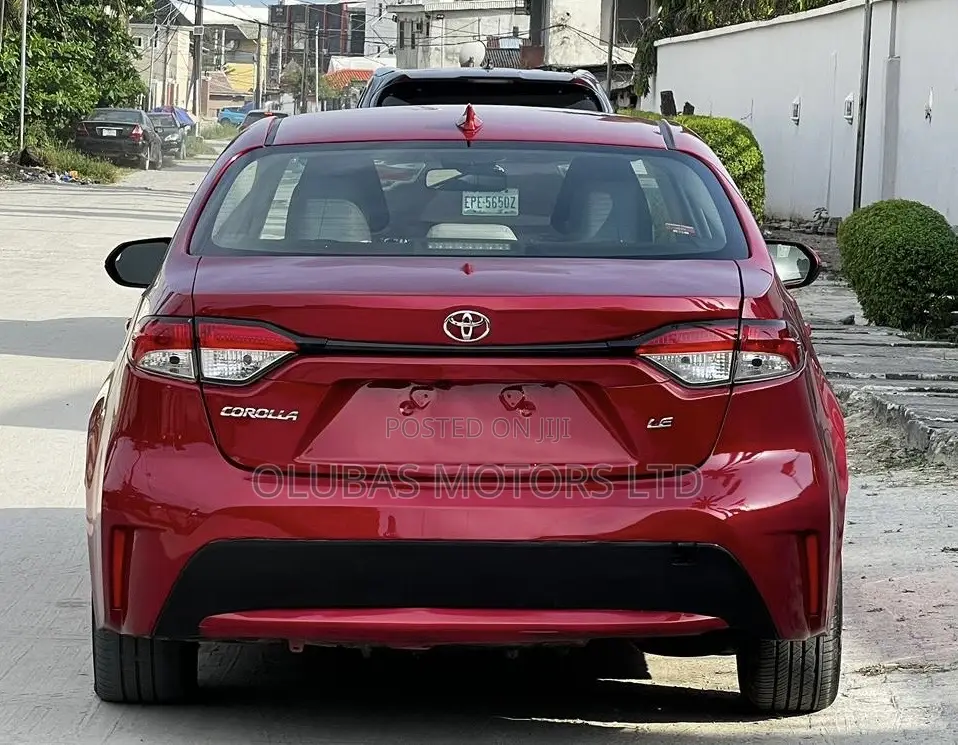 Toyota Corolla LE 2020 Red