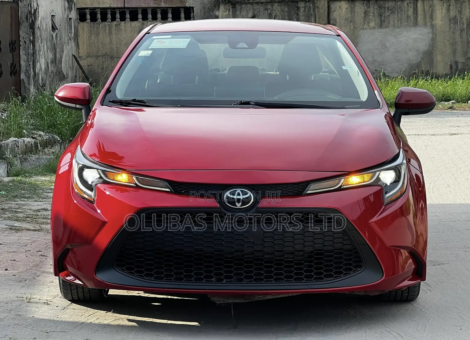 Toyota Corolla LE 2020 Red