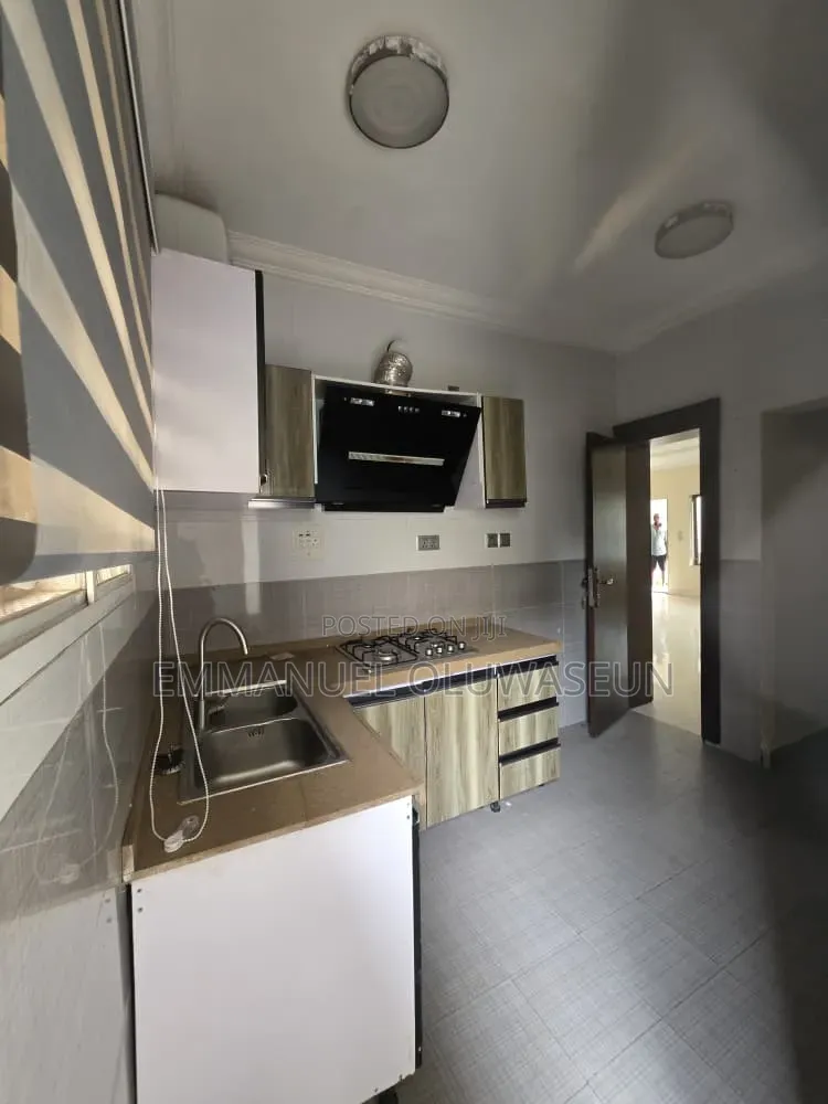 3bdrm Apartment in Asokoro for rent