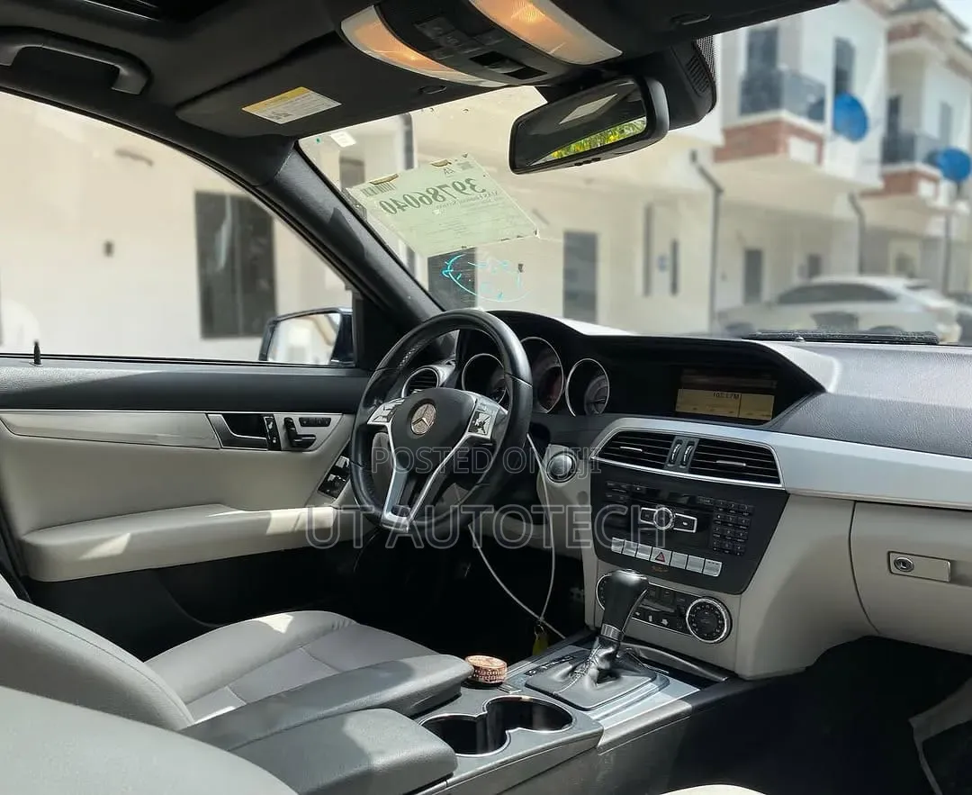 Mercedes-Benz C300 Luxury 4Matic Sedan AWD (3.5L 6cyl 7A) 2013 Blue