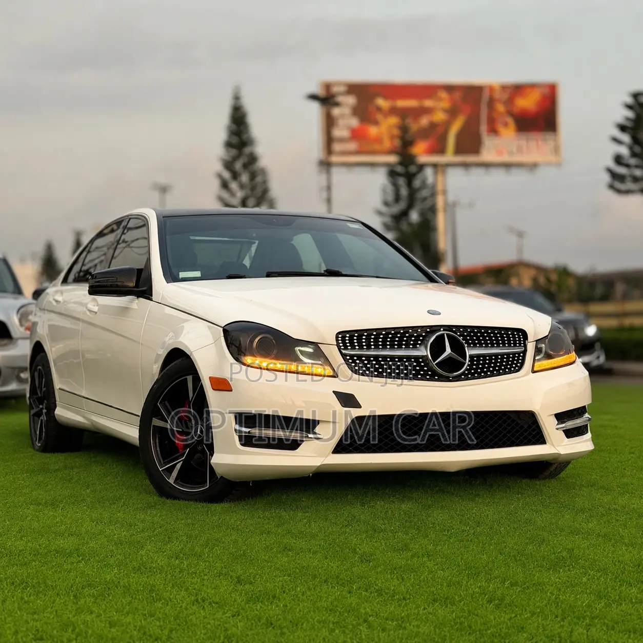 Mercedes-Benz C300 2010 White