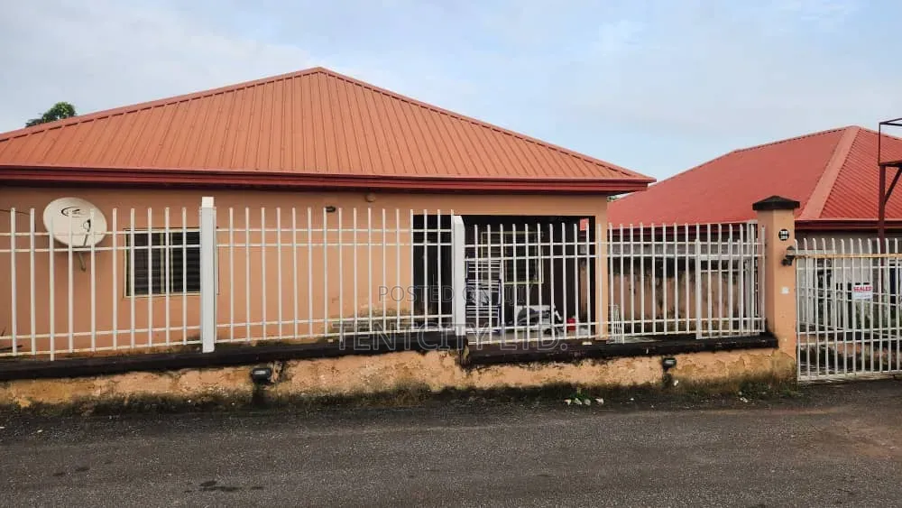 3bdrm Bungalow in Jedidiah Garden, Enugu for sale