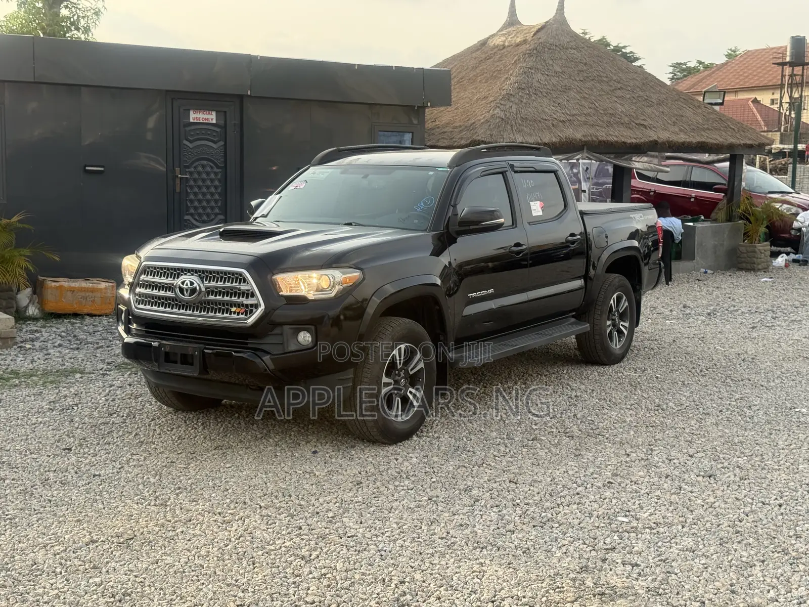 Toyota Tacoma 4dr Double Cab 2016 Black