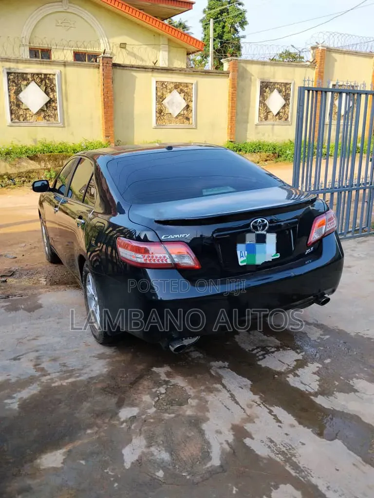 Toyota Camry 2011 Black