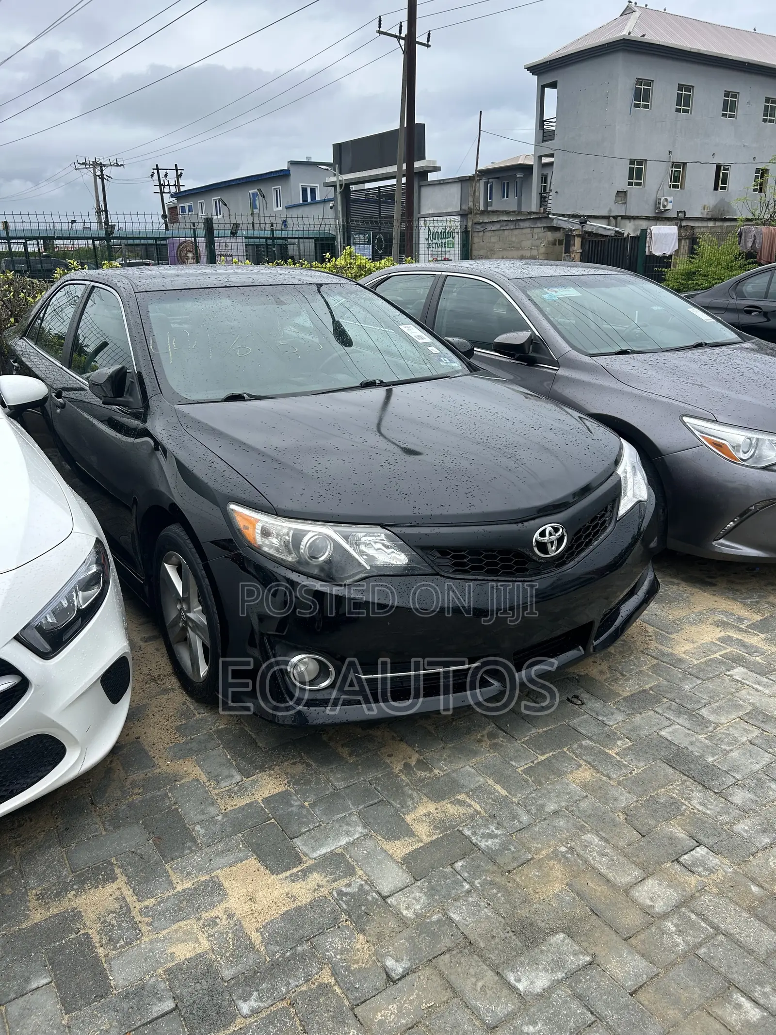 Toyota Camry SE 4dr Sedan (2.5L 4cyl 6A) 2014 Black