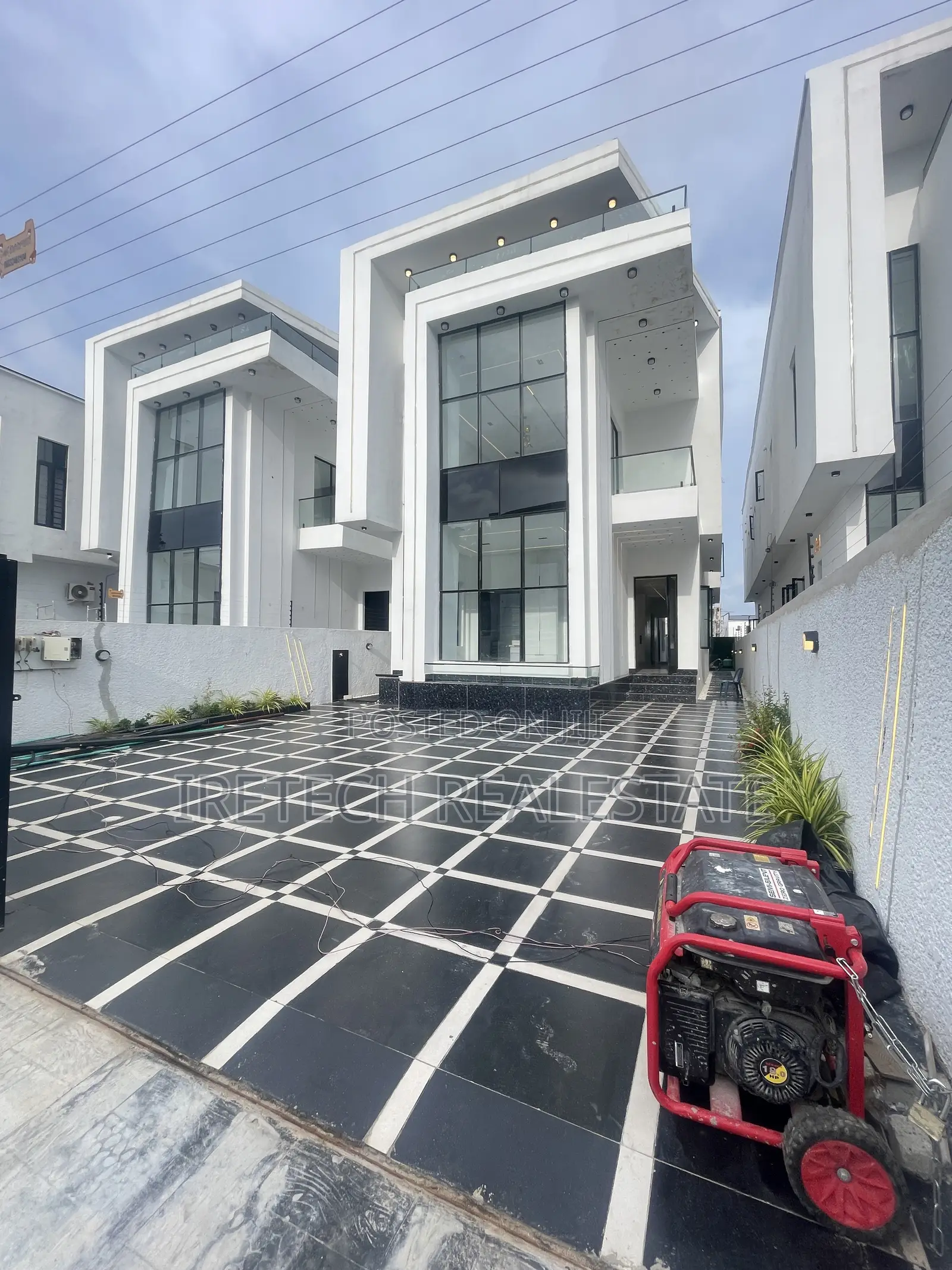 5bdrm Duplex in Ajah In A Gated for sale