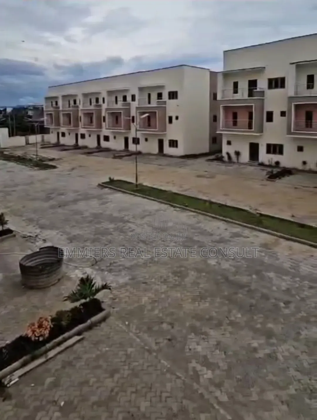 4bdrm Duplex in Katampe (Main) for sale