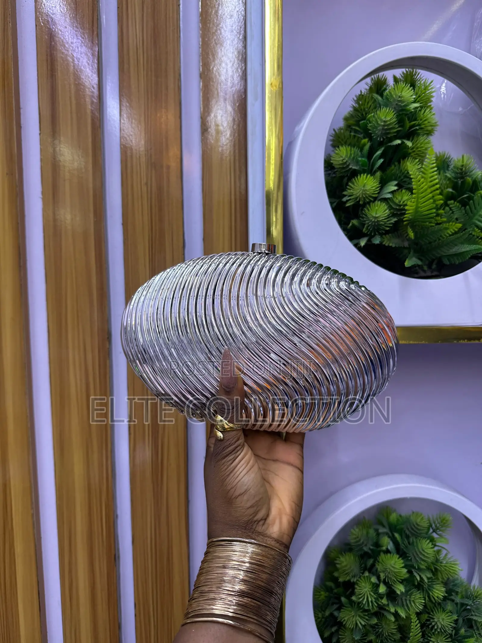 Spiral Shell Purse Gold and Silver Color High Quality 