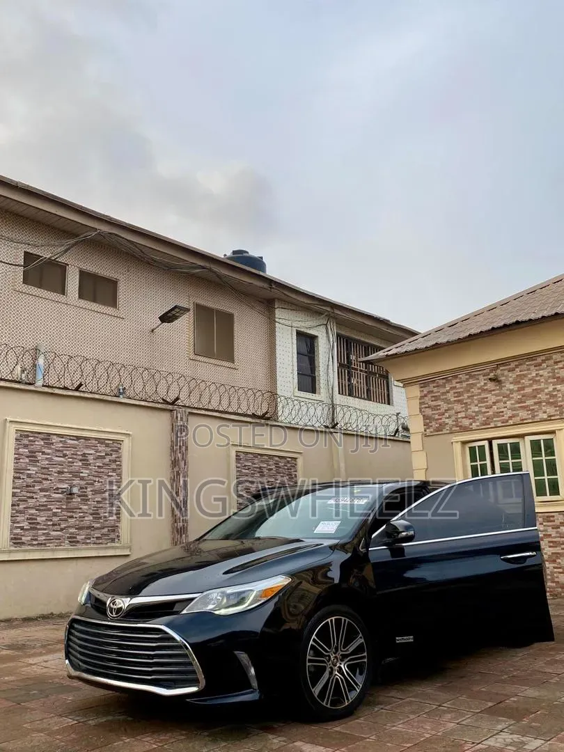 Toyota Avalon 2015 Black