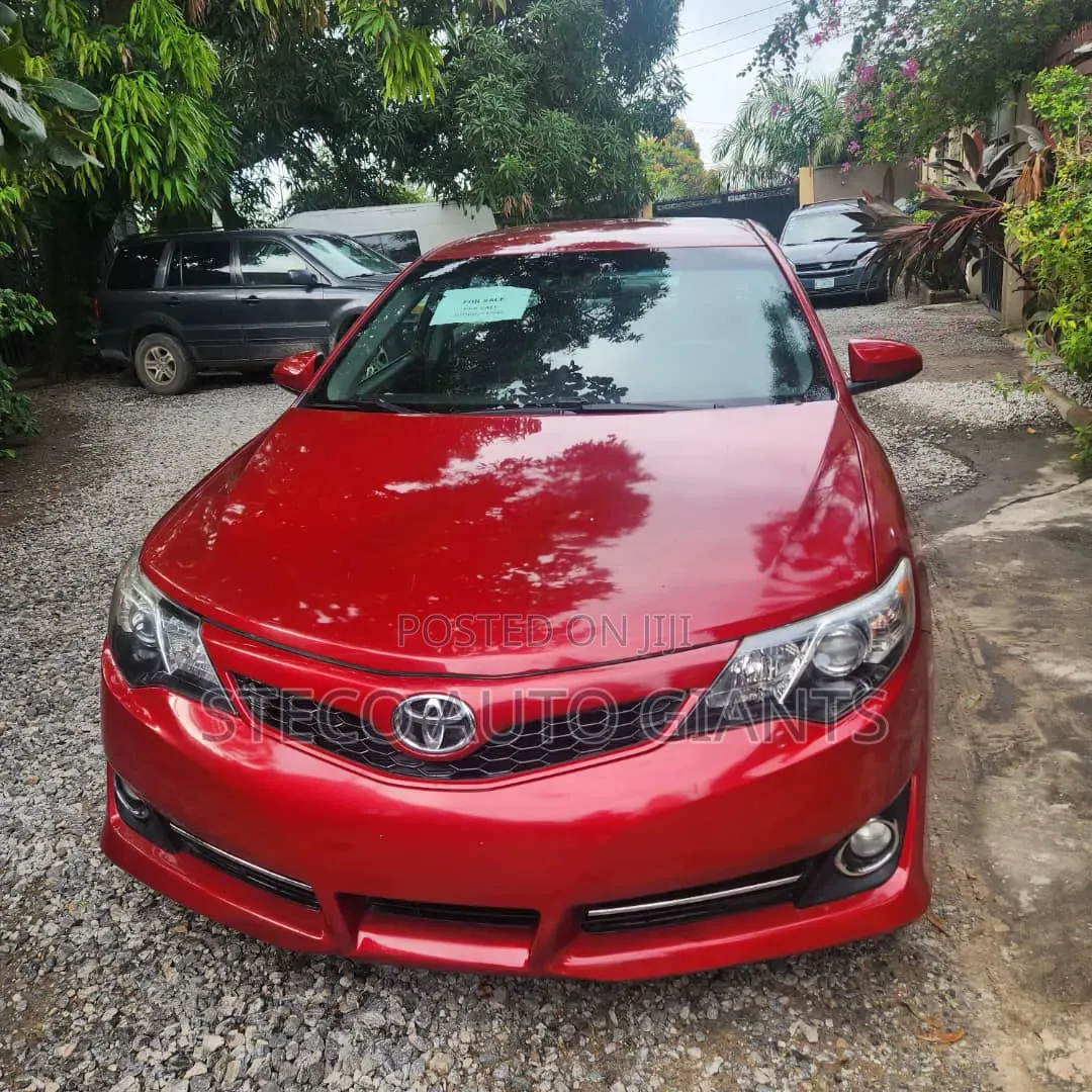 Toyota Camry 2013 Red