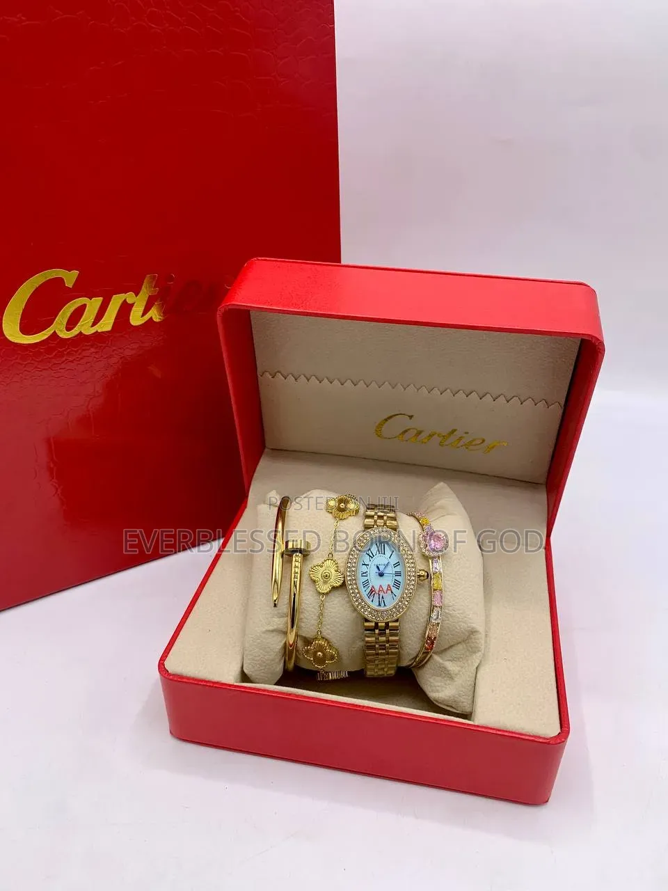 High Quality Cartier Female Watch Set