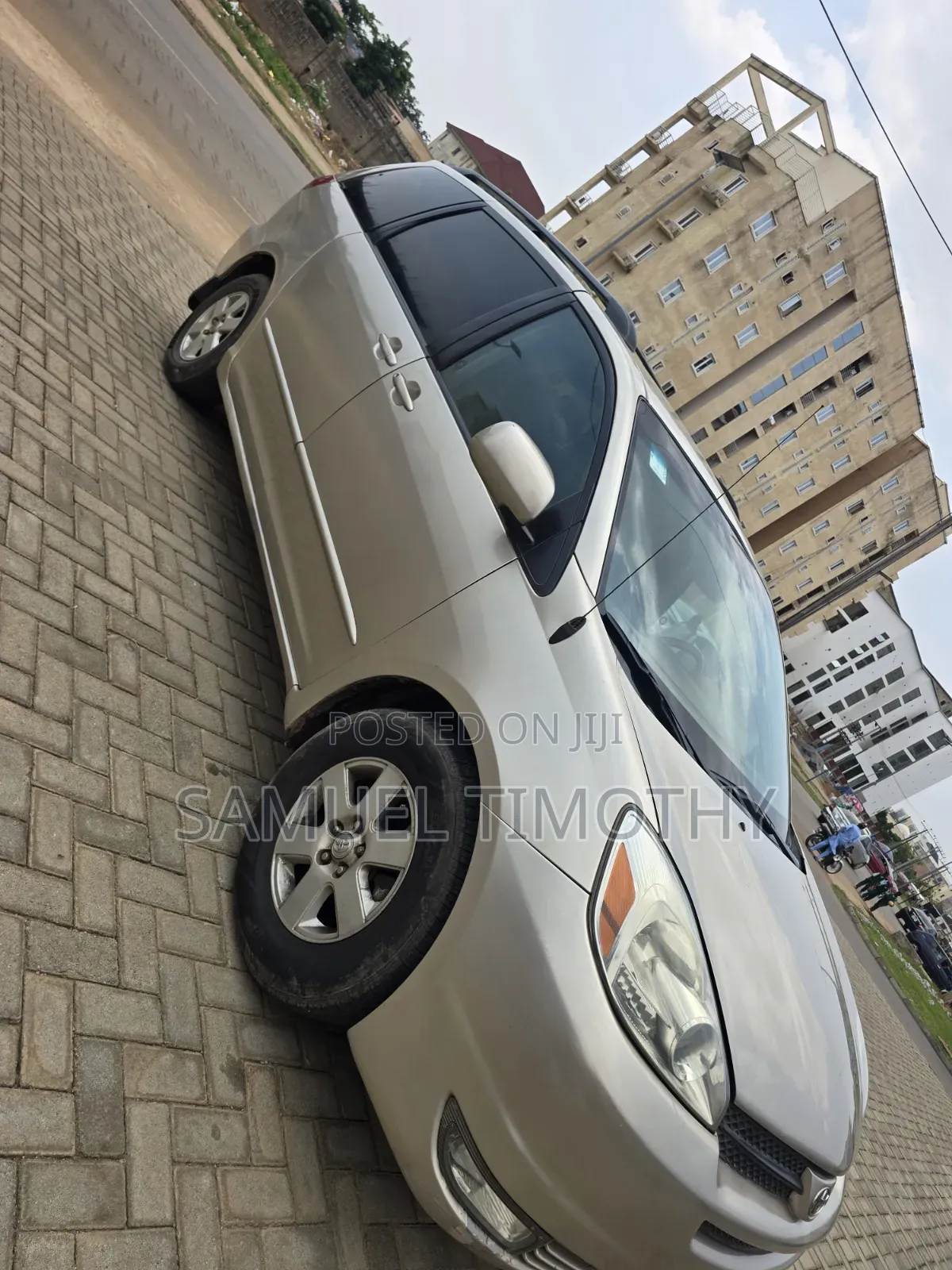 Toyota Sienna 2005 Gold