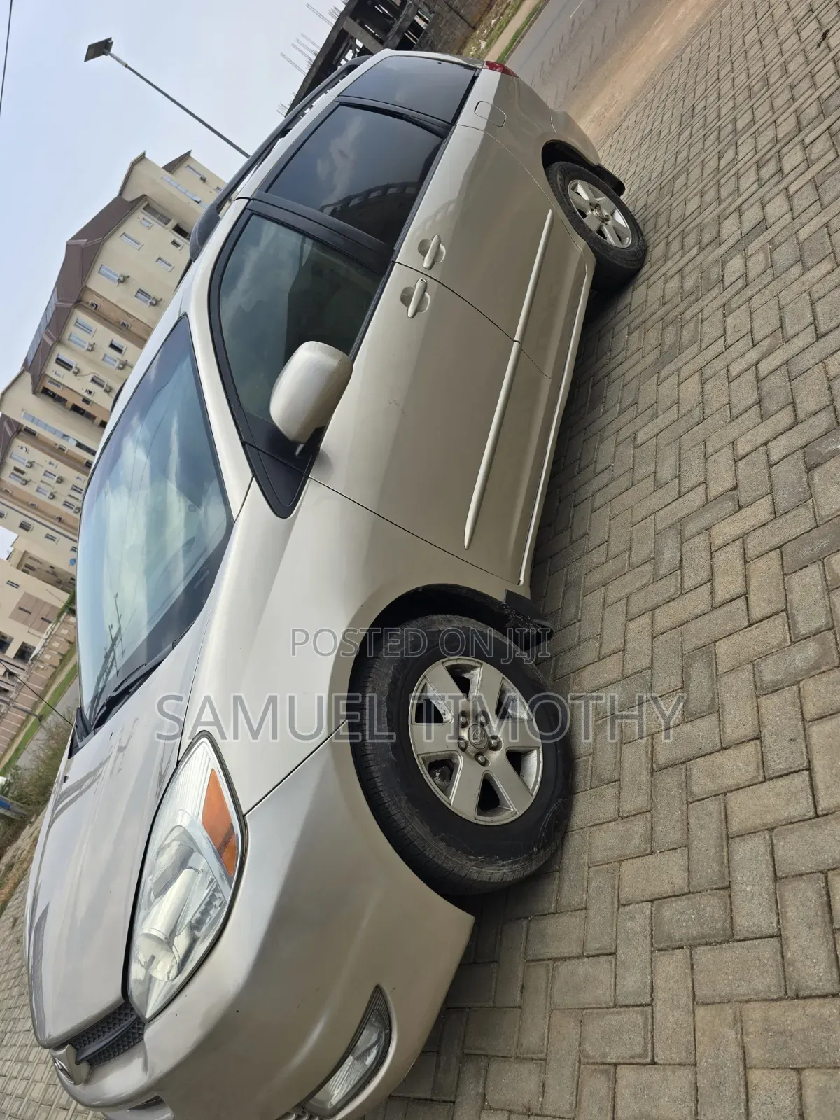 Toyota Sienna 2005 Gold