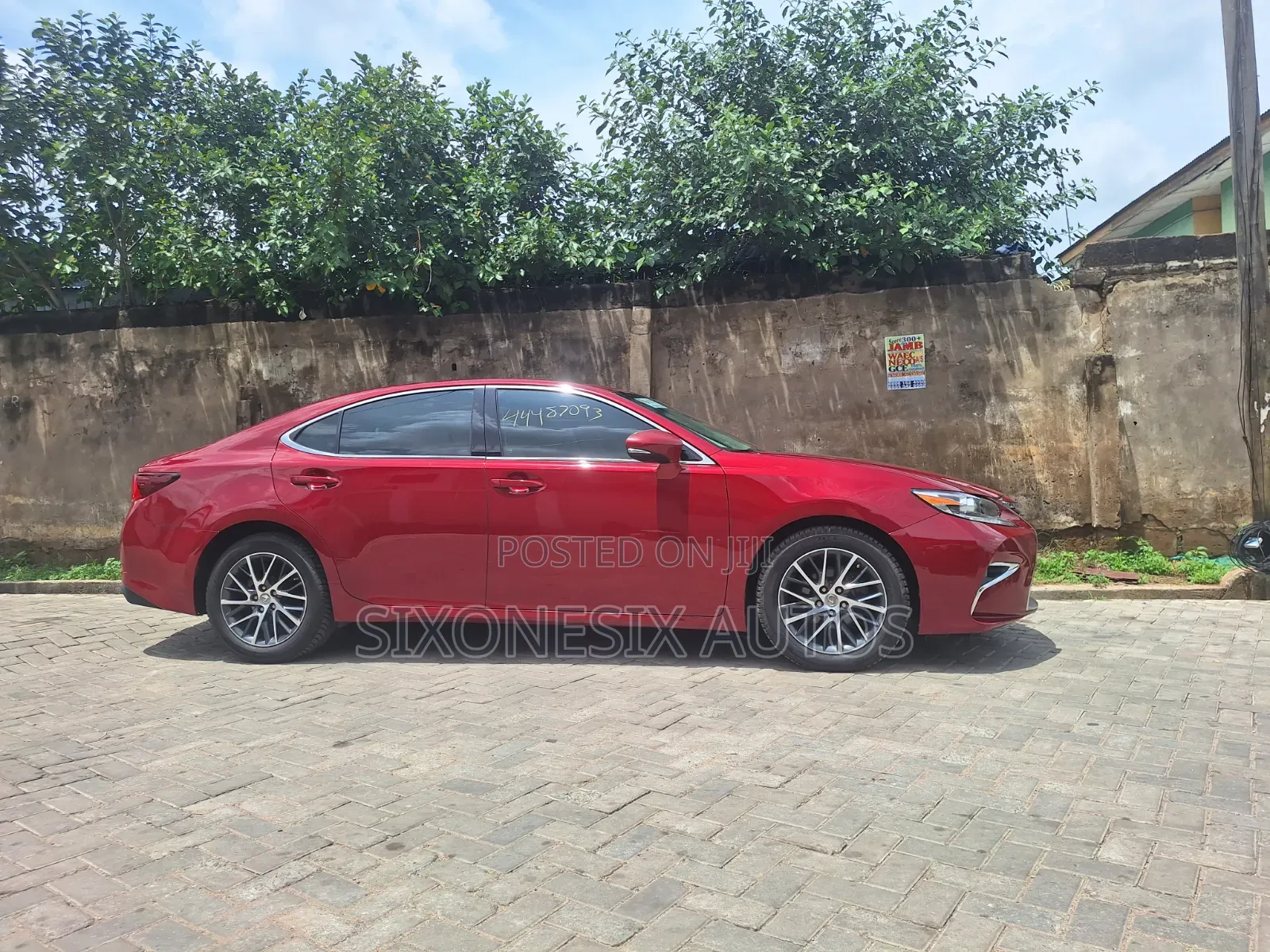 Lexus ES 2016 Red