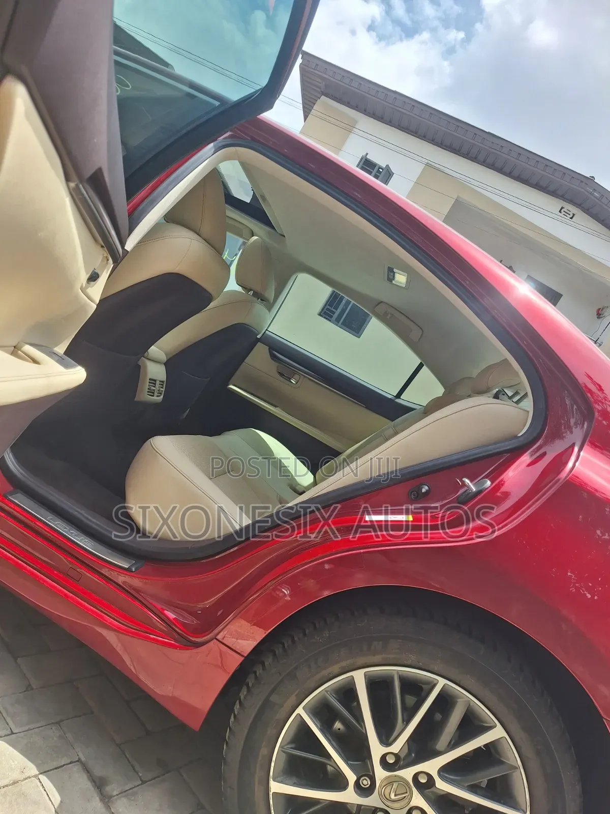 Lexus ES 2016 Red